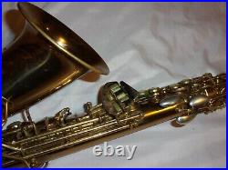 Conn 26m Connqueror VIII Alto Sax/Saxophone, Silver Inlay, Reso Pads, Plays Great