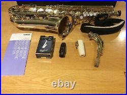 Saxophone Yamaha Yas 25 Alto Sax very good condition, hard case & accessories