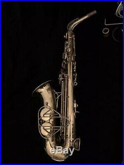 Vintage 1958 Martin Committee III Alto Sax with Case SN# 204328