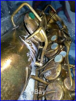 Vintage alto sax tom. Brown oriole Chicago circa20s good condition very rare